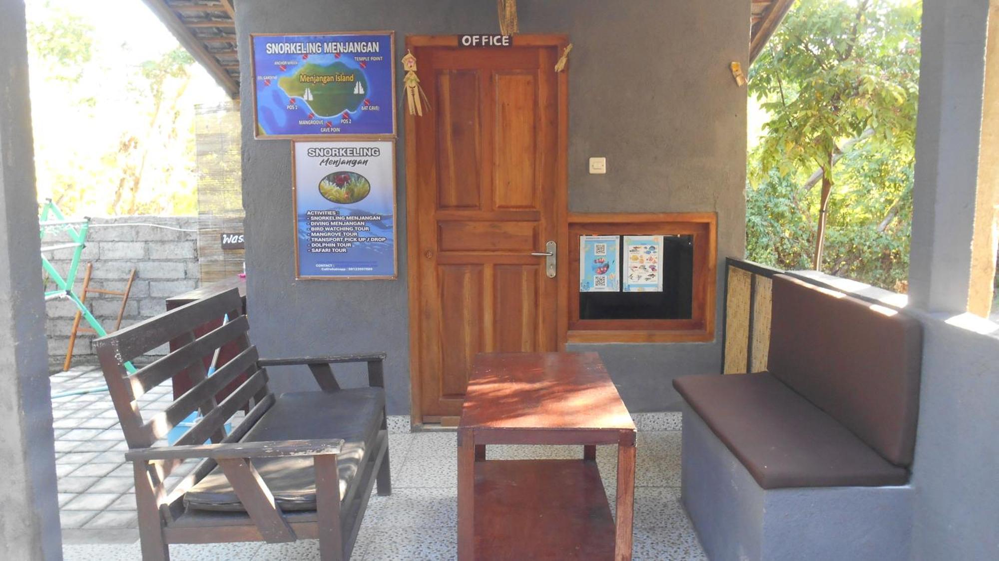 Taman Menjangan Homestay By Snorkelingmenjangan Banyuwedang Eksteriør bilde