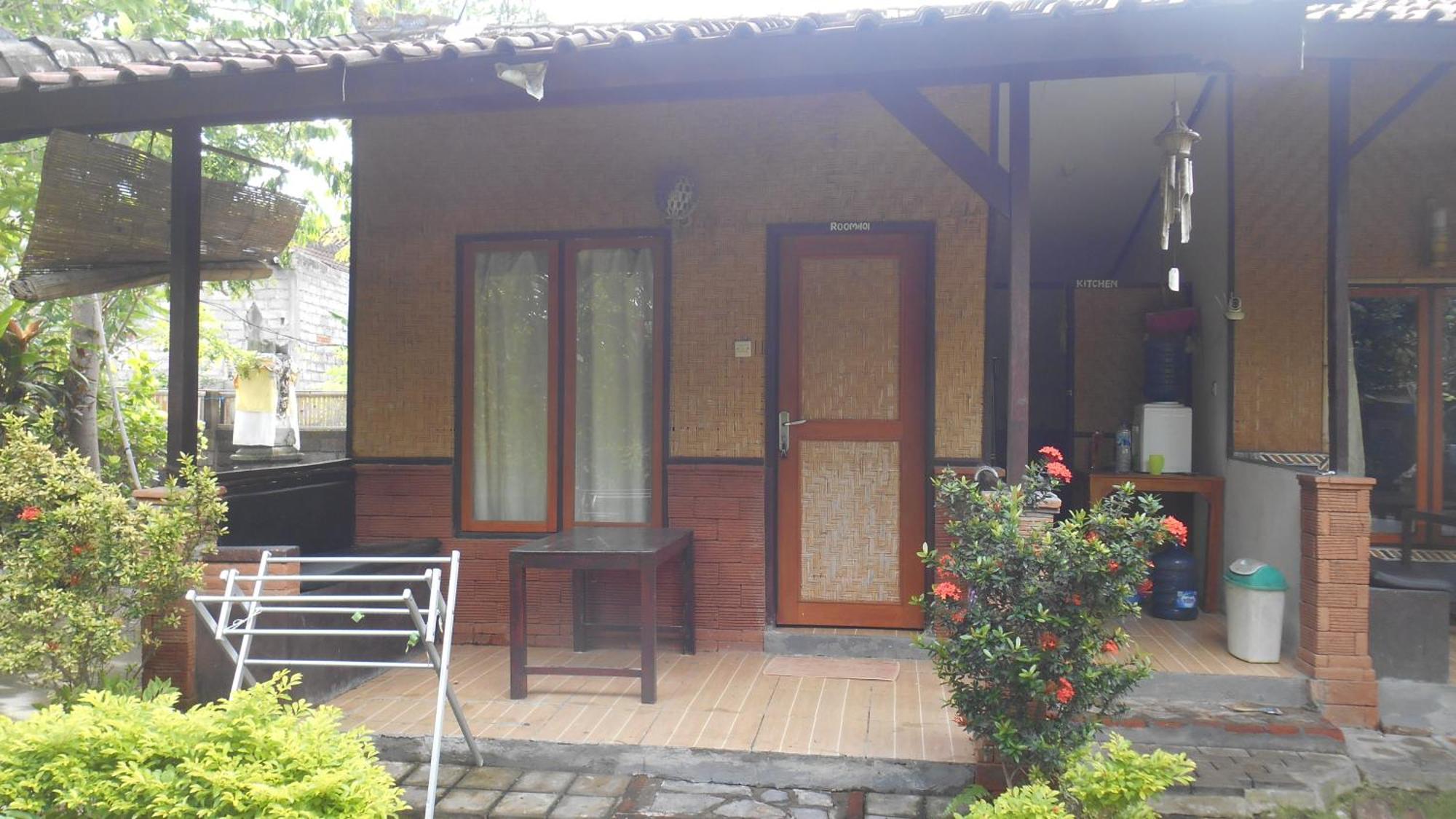 Taman Menjangan Homestay By Snorkelingmenjangan Banyuwedang Eksteriør bilde