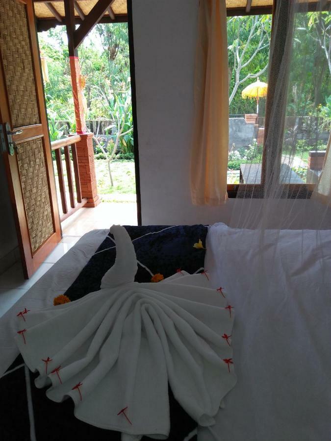 Taman Menjangan Homestay By Snorkelingmenjangan Banyuwedang Eksteriør bilde