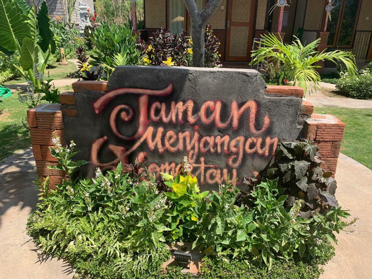 Taman Menjangan Homestay By Snorkelingmenjangan Banyuwedang Eksteriør bilde